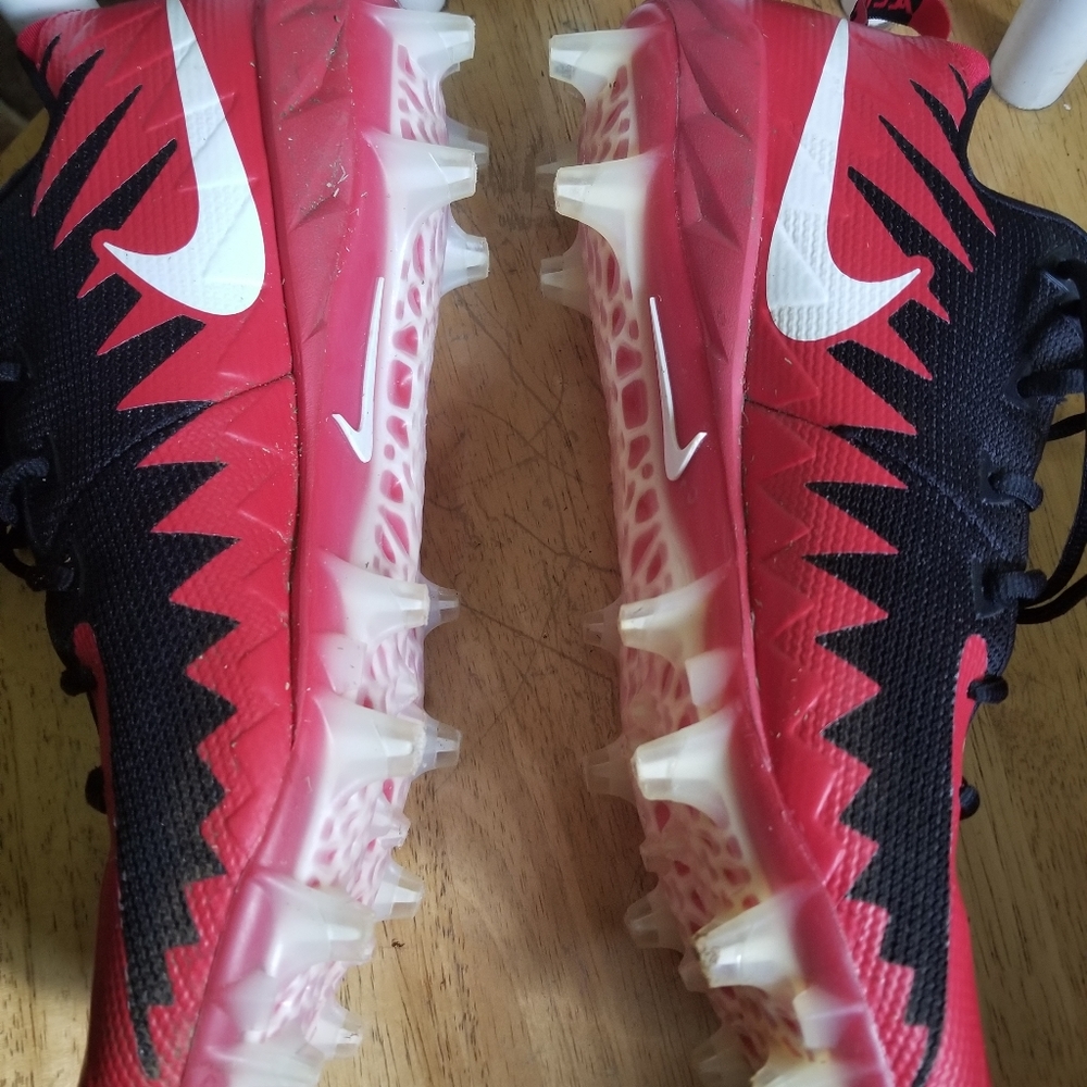 Footba/Baseball CLEATS - Picture 3 of 3